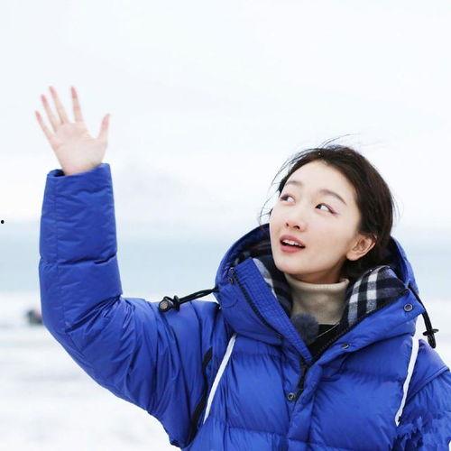 周冬雨吃瓜视频,揭秘娱乐圈幕后真相