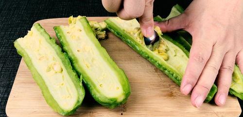 吃凉瓜的正确方法,健康美味两不误
