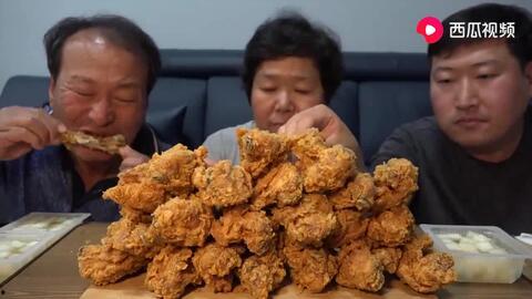 三生吃瓜全家吃瓜视频,全家共享欢乐时光